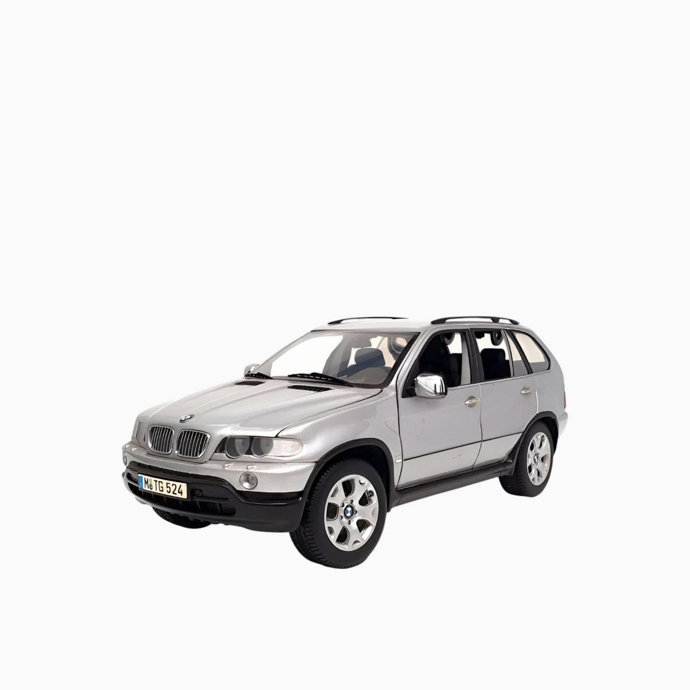 Kyosho BMW X5 E53 Model Car