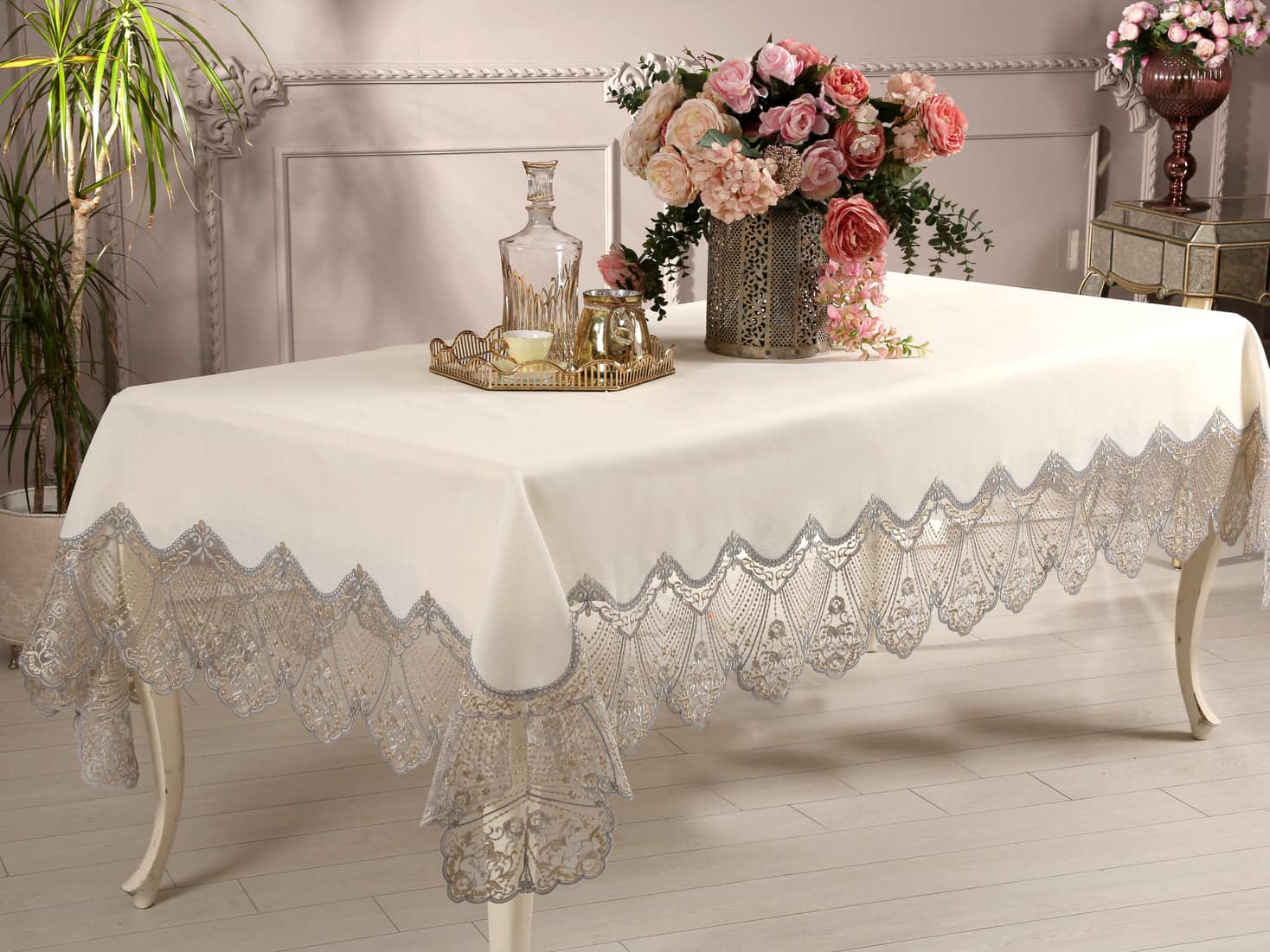 مفرش طاولة 160*250سم بتصميم Armoni من Daimon Home - كريمي
