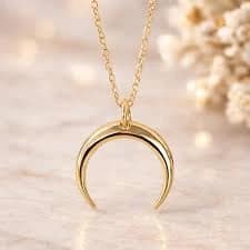 Elegant Pendant Necklace
