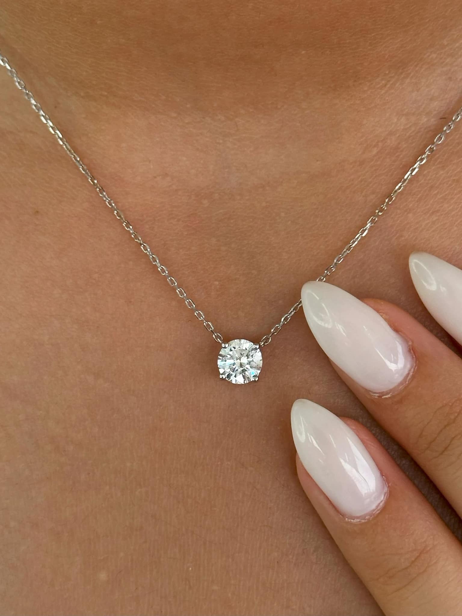 Women's Pendant Necklace