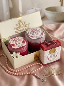 Hibiscus Pack — A complete bath care routine product thumbnail 1
