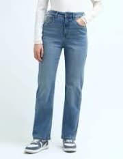 Women's Straight-Leg Jeans product image