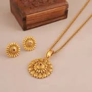 Women's Gold Pendant Set product image