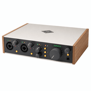 Universal Audio Volt 476