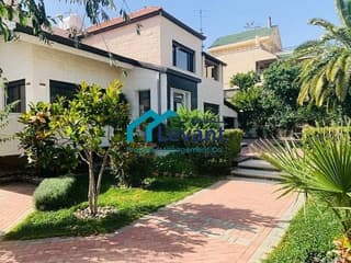 Unique Detached Villa in Abdoun 3138