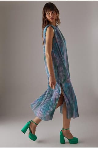 Faith: Cadence Satin Closed Toe Chunky Platform Heeled Shoes